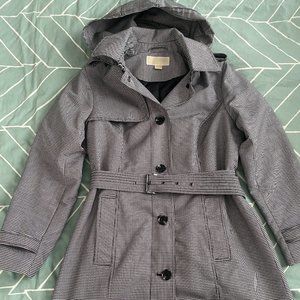 Michael Kors Houndstooth Rain Trench (L)